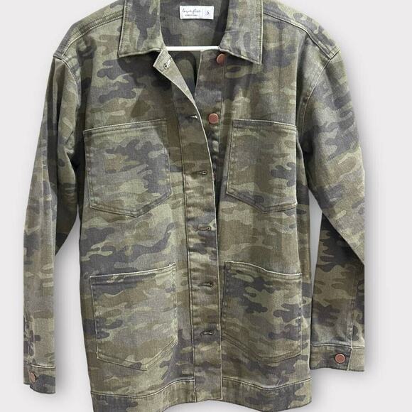 Love Fire Utility Jacket Green Camo Buttons Oversized Military - Picture 1 of 10